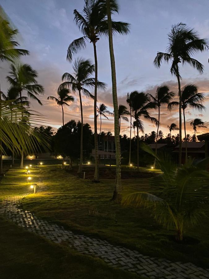 Casa Em Condominio/ Piscina Churrasqueira Privativas / Frente Ao Mar / Gostoso Rn